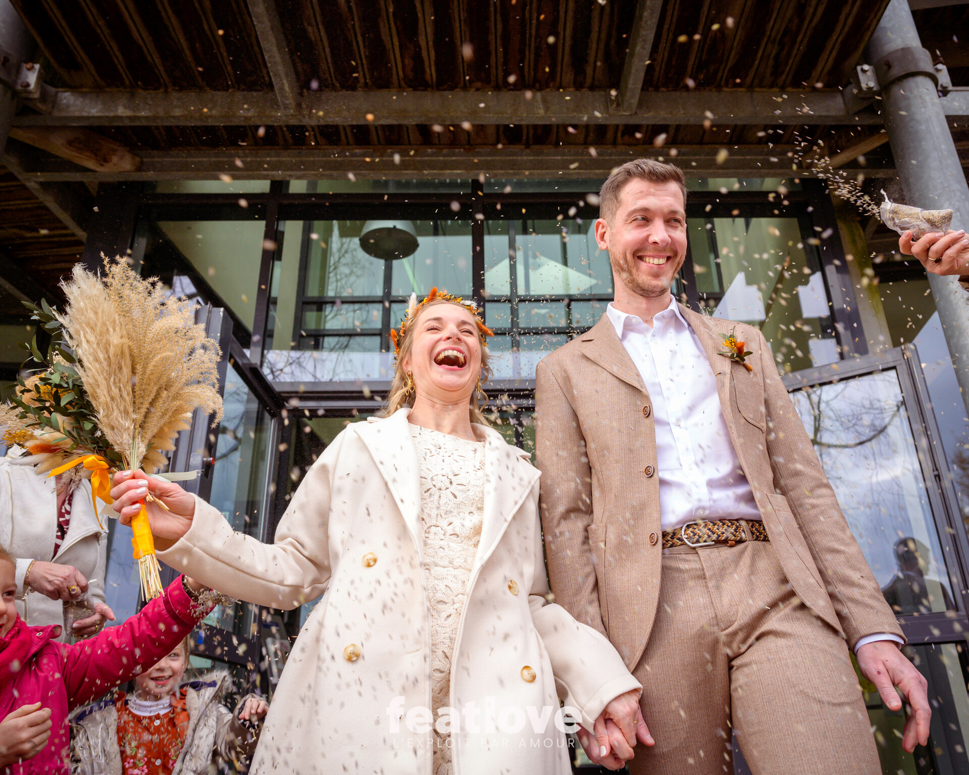 Sortie de mairie sous les confettis